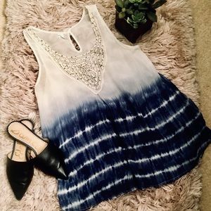 Tie dye white and blue tank top.
